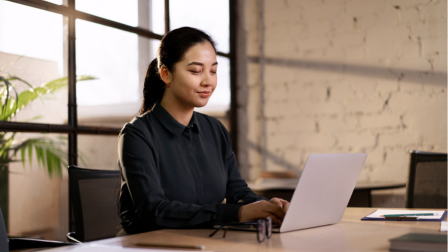 Laptop untuk pekerja